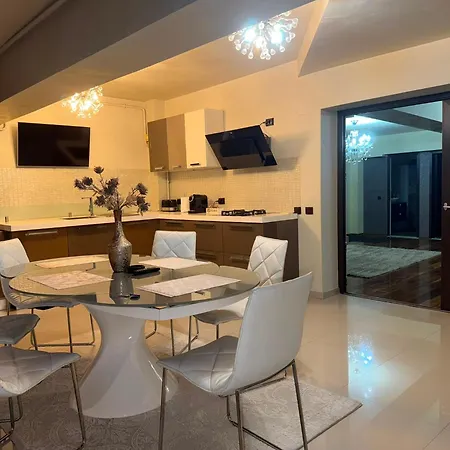 Luxury View شقة كرايوفا